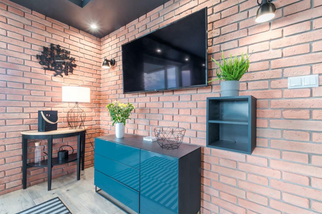 Apartament Aquatower Oliwia & Laura Rekin Реда Экстерьер фото