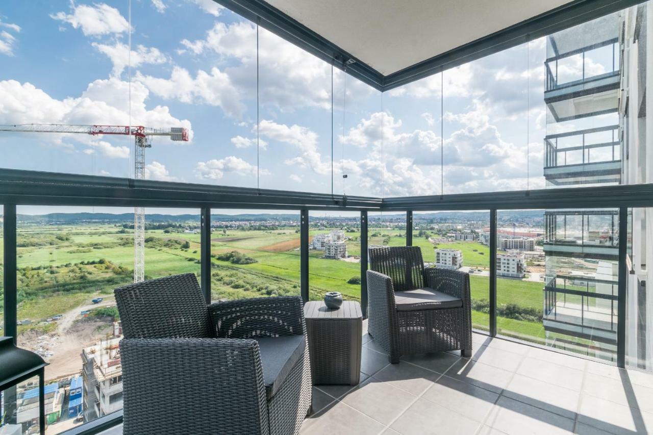 Apartament Aquatower Oliwia & Laura Rekin Реда Экстерьер фото